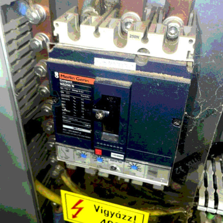 NS250N, Merlin Gerin, megszakító kapcsoló, 250A