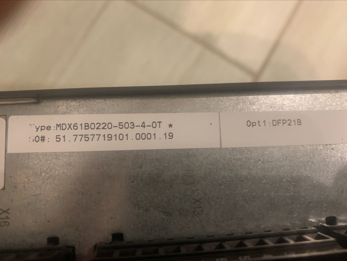MDX61B-00/0T Steuerungshauptmodul, mit MDX61B0220-503-4-0T Steuerungseinheit, mit MDX60A0220-503-4-00 Umrichter: SEW Movidrive, 31,9 kVA, 46 A, 22 kW