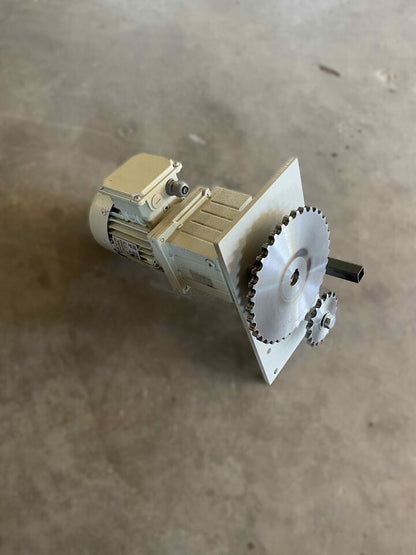 MDXMA1M080-32, aszinkron motor, Lenze, 0.75kW