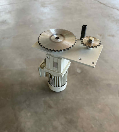 MDXMA1M080-32, aszinkron motor, Lenze, 0.75kW