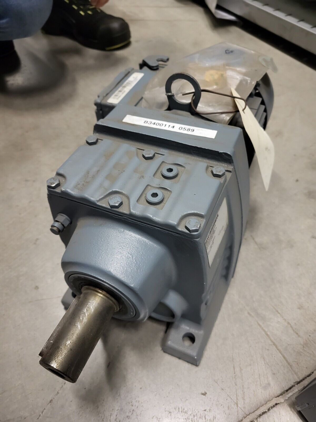 R47 DT71D4/ASE1, SEW-EURODRIVE, Stirnradgetriebemotor, 0,37kW